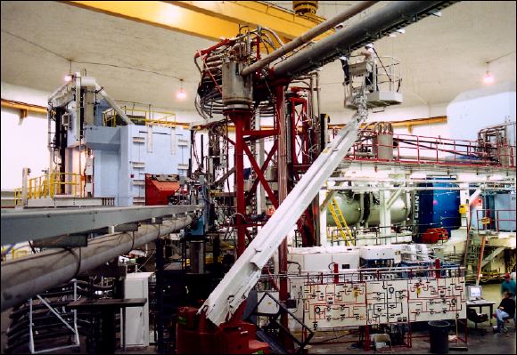 Experimental Hall C - Accelerator Tunnel View