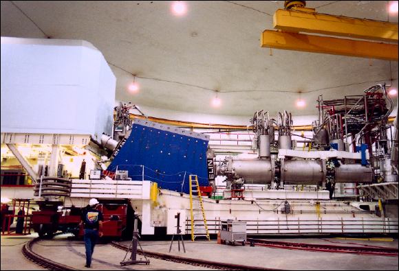 Experimental Hall C - High Momentum Spectrometer