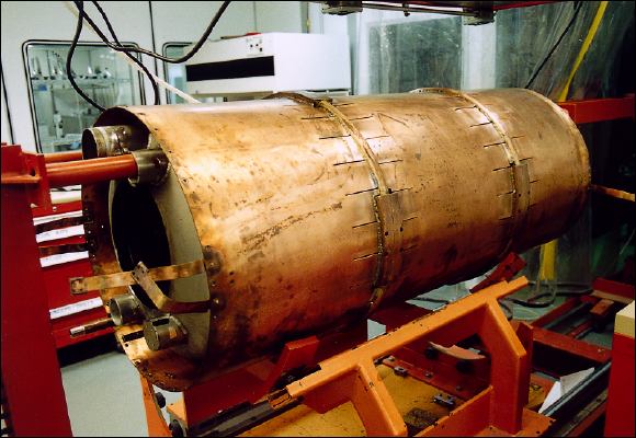 Test Lab - Liquid Helium Vesse